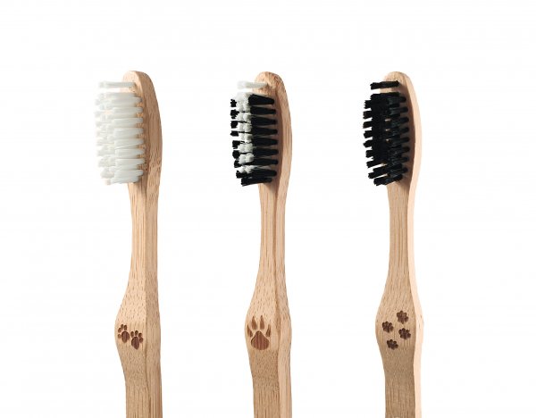 Bambaw Toothbrush 1 Packshot Family 01