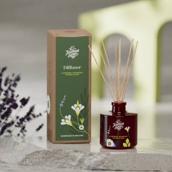 9573179457876 002 lr reed diffuser lavender rosemary thyme mint 200ml